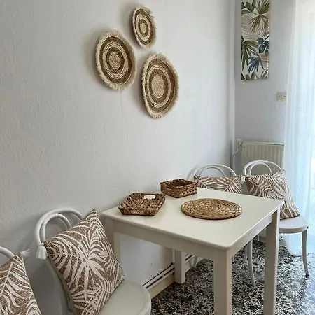 Apartment El Greco Nei Neoi Poroi
